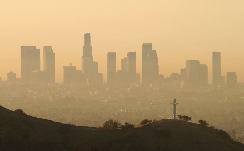 Scientists find clues to how air pollution may trigger lung cancer [Video]