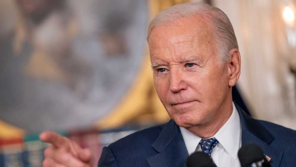 Biden to name task force to protect classified docs [Video]