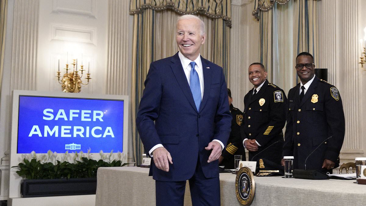 Biden, 81, showed ‘no new concerns’ in his physical and is ‘active and robust’ and ‘fit to serve’: Doctors say president still has a stiff gait, has a new sleep apnea mask and a fresh contact lens prescription in virtually clean bill of health [Video]