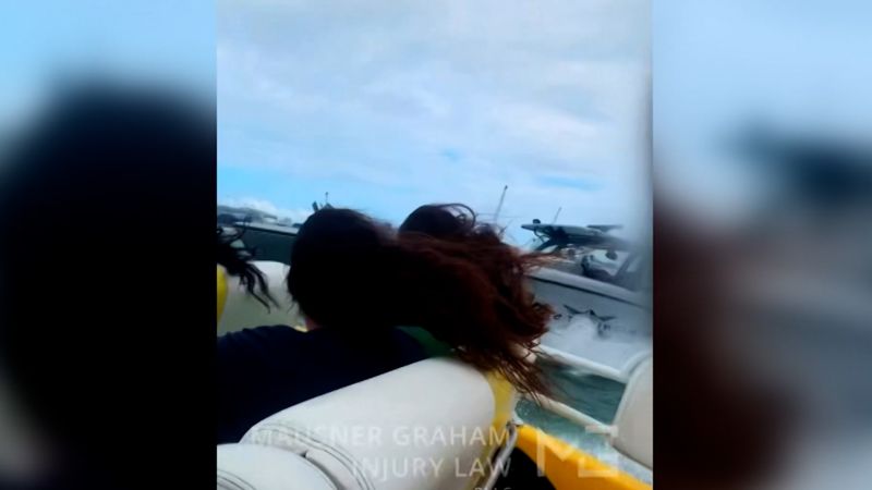 Dramatic video shows moment two boats collide in Miami