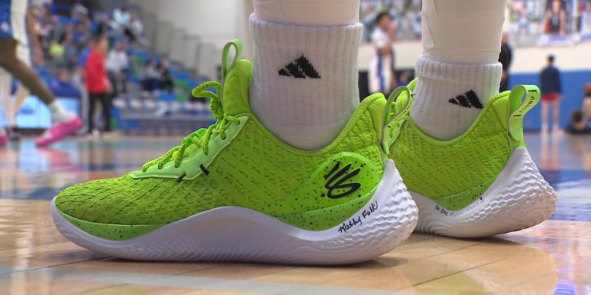 Millard North basketball senior wears unique shoes to support faculty member battling cancer [Video]