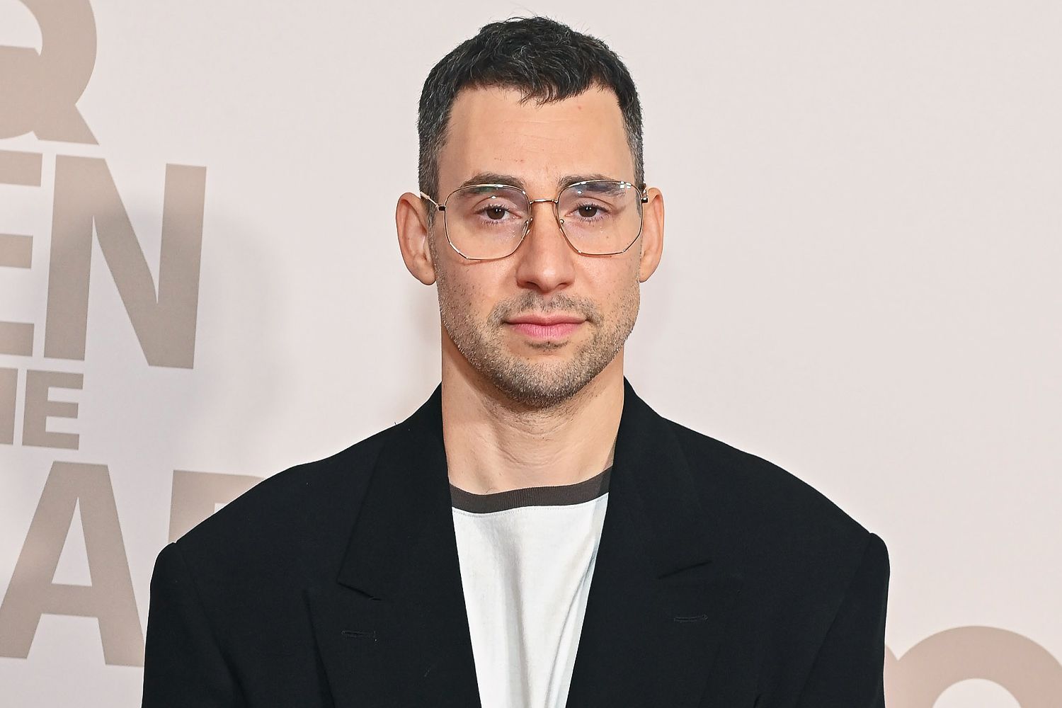 Jack Antonoff Says Bad Mushroom Trip After Sister Died Stopped Him from Drugs [Video]