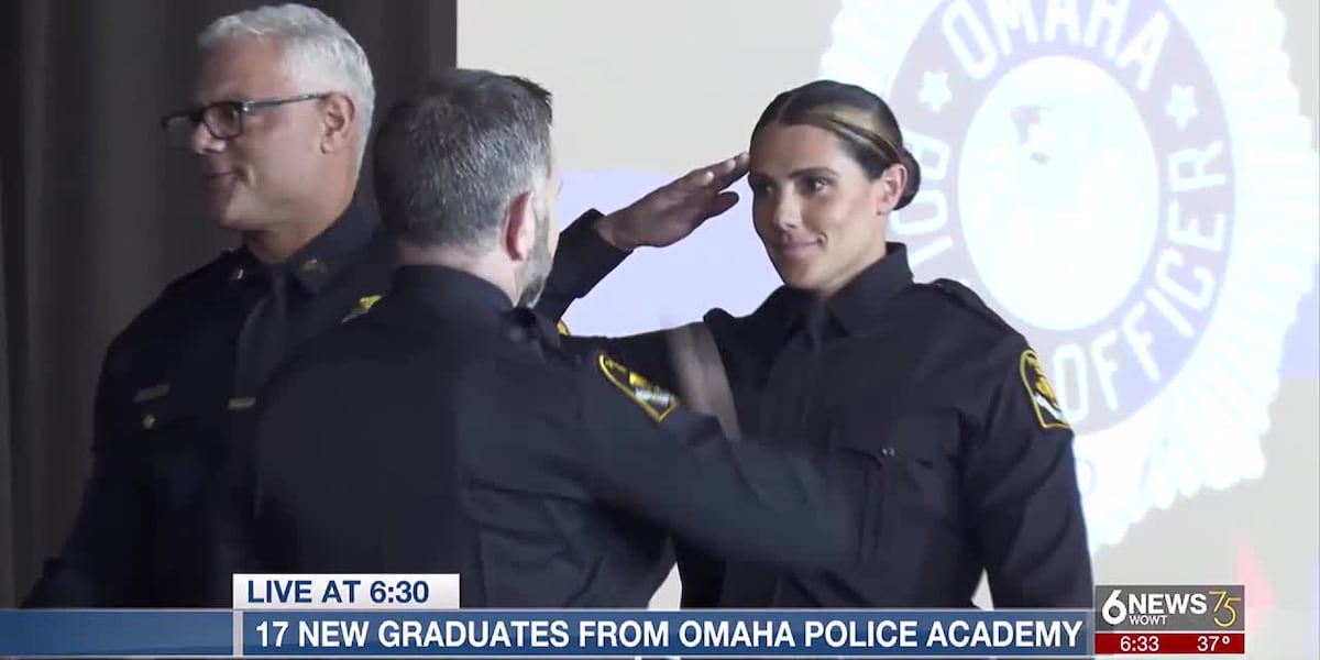 17 graduate from Omaha Police Academy [Video]