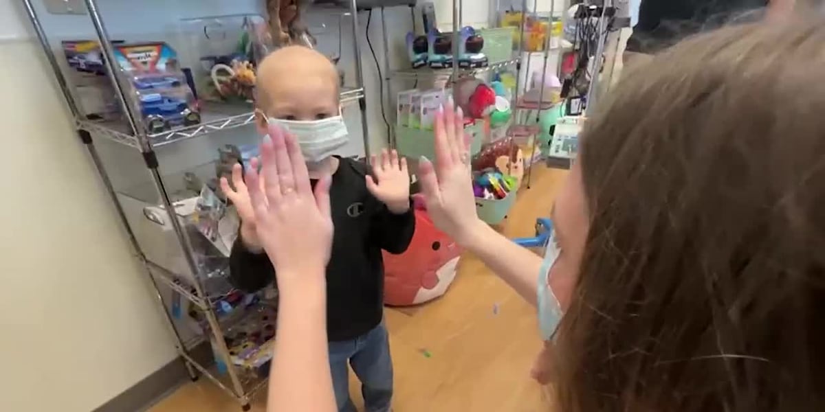 Teen in remission from cancer uses wish to give back to sick children in hospital [Video]