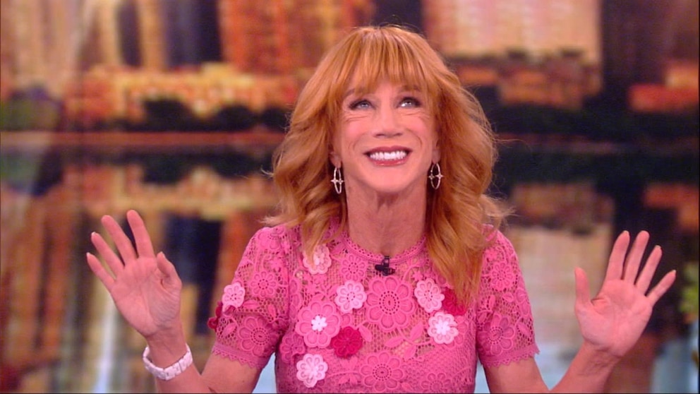 Video Kathy Griffin is back in business with new standup tour [Video