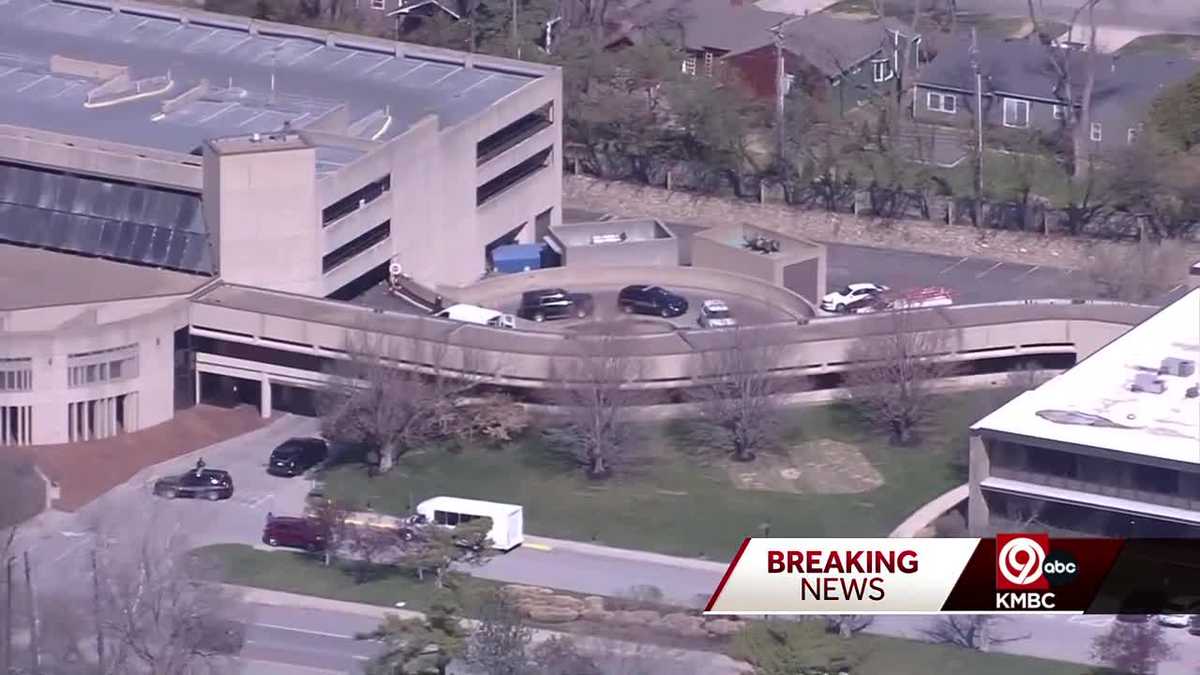 Man, 94, killed in parking lot at University of Kansas Cancer Center [Video]