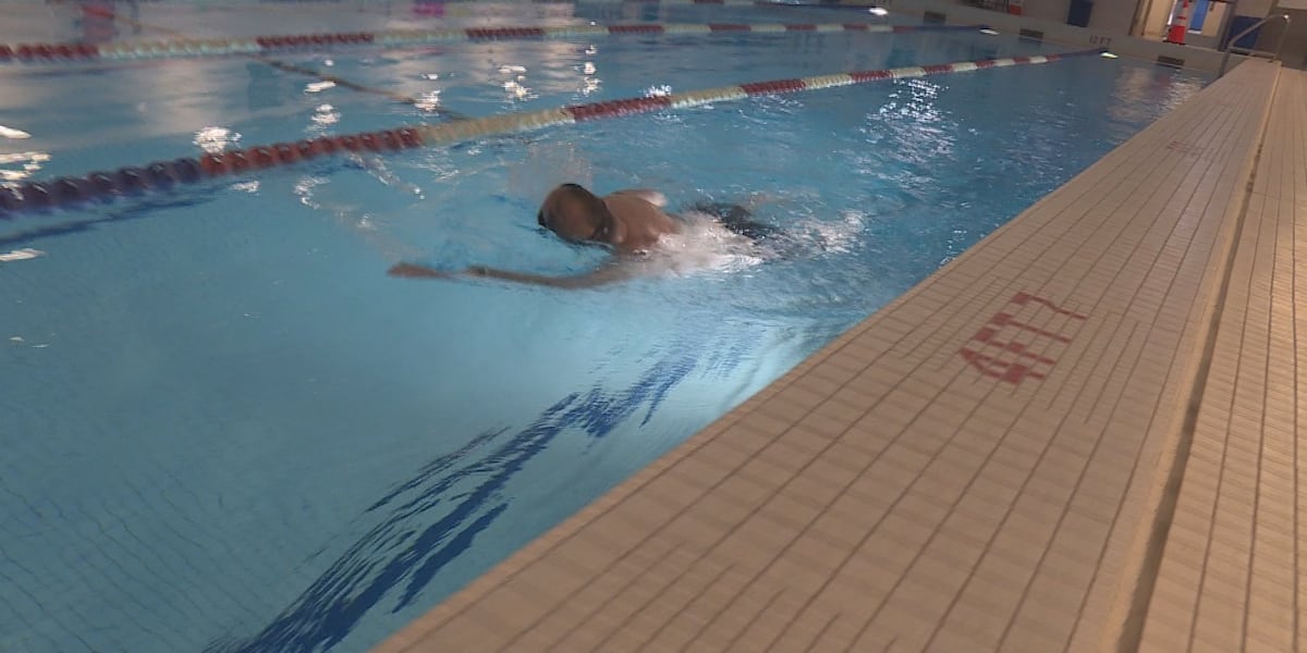Retired Marine, cancer survivor in Colorado Springs completes 10-hour swim to celebrate remission [Video]