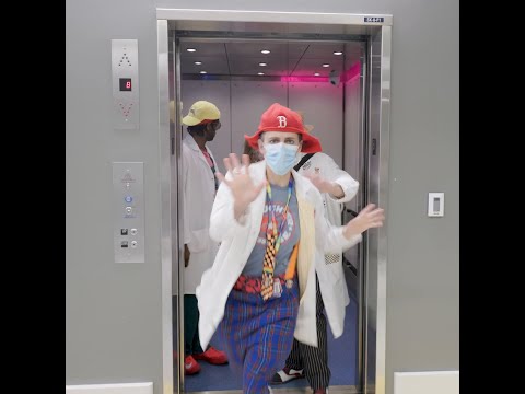 Meet the #clowns bringing #laughter and #healing to patients! | Boston Children’s Hospital [Video]