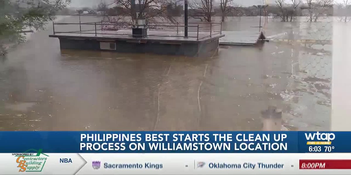 Williamstown business starts the cleaning process after building was fully submerged [Video]
