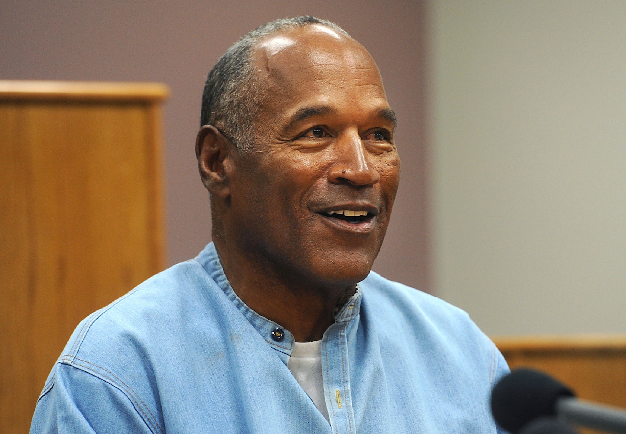 O.J. Simpson dies at 76: Disgraced Pro Football Hall of Famer battled cancer [Video]