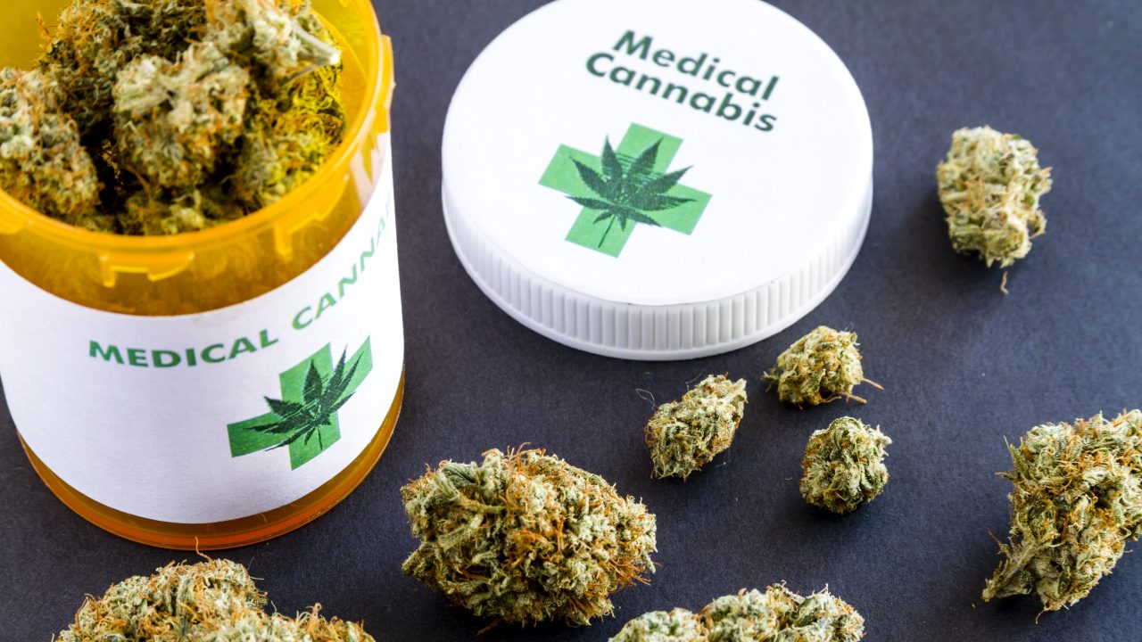 When can Kentucky businesses apply for medical marijuana licenses? [Video]