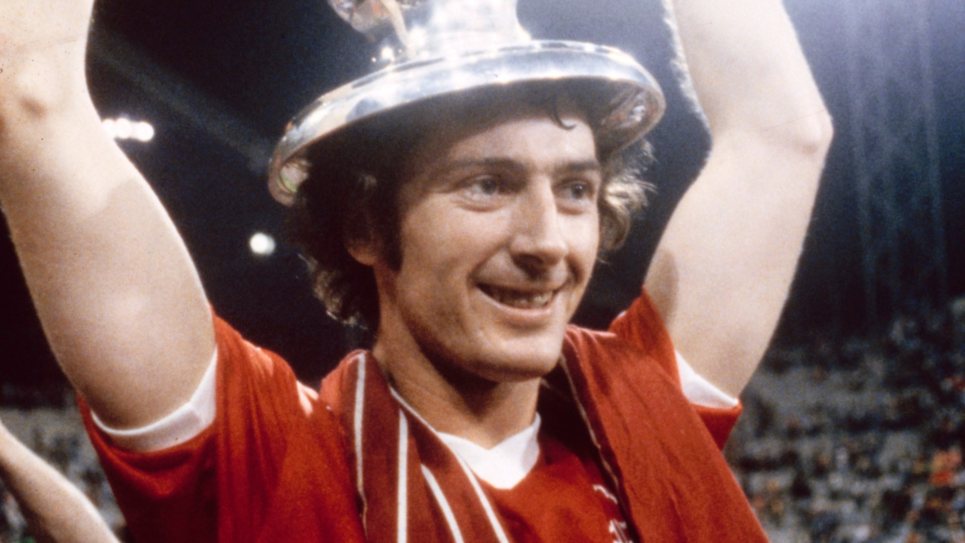 Britain’s first 1million footballer Trevor Francis cuts out estranged sons from will as he leaves behind huge sum [Video]