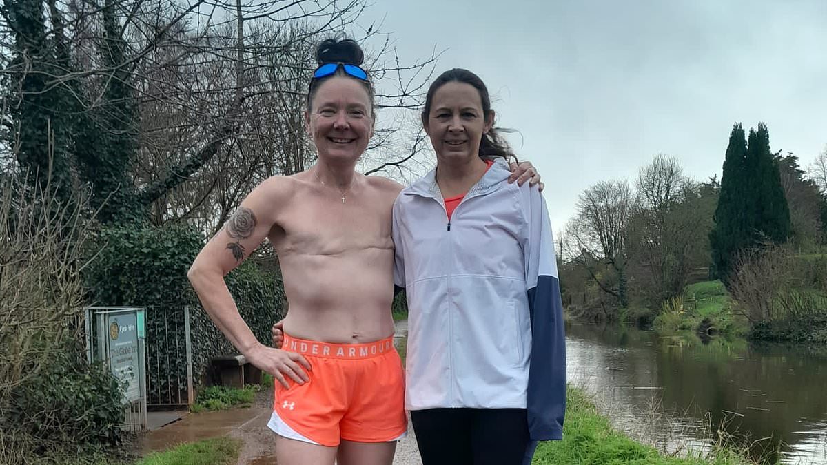 Runner, 50, who had a double mastectomy following a cancer diagnosis is taking on the London Marathon topless [Video]