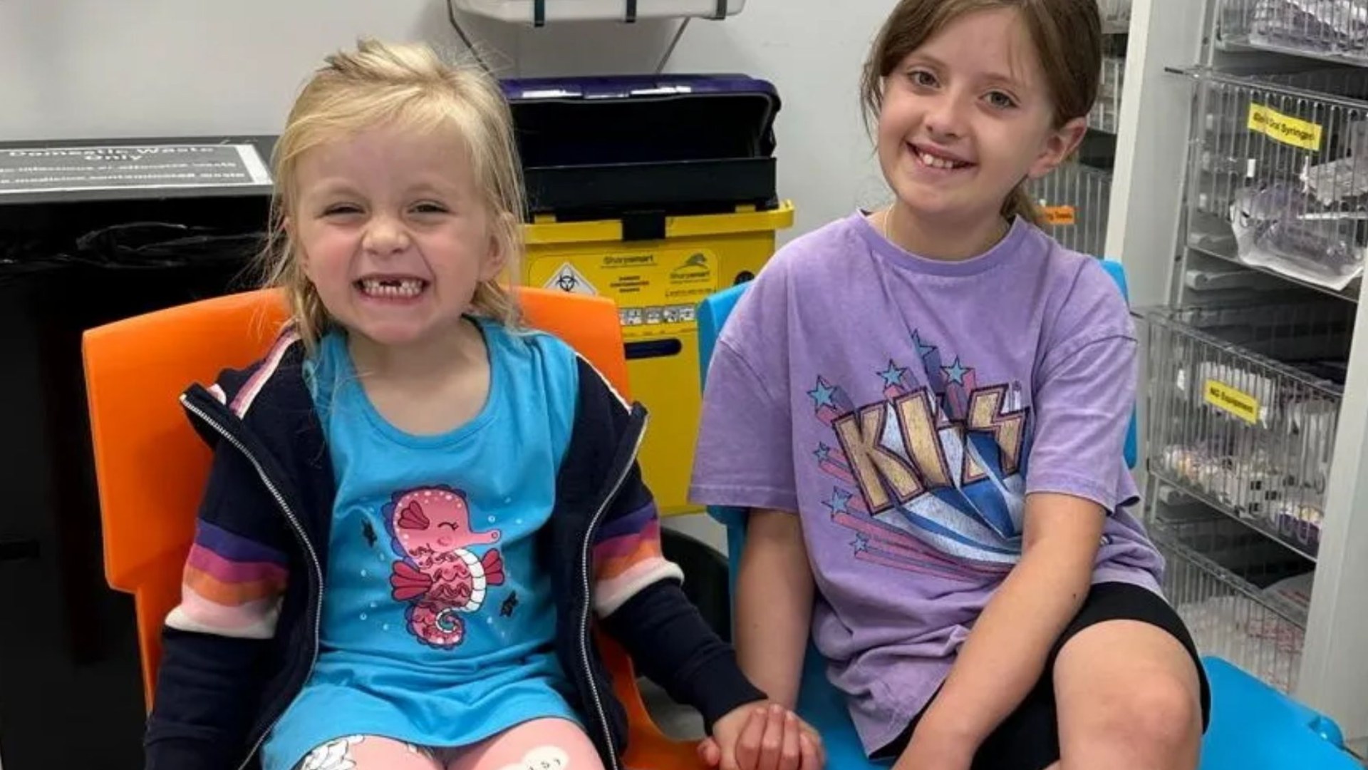 Brave girl beats rare type of leukaemia – thanks to bone marrow from little sister [Video]