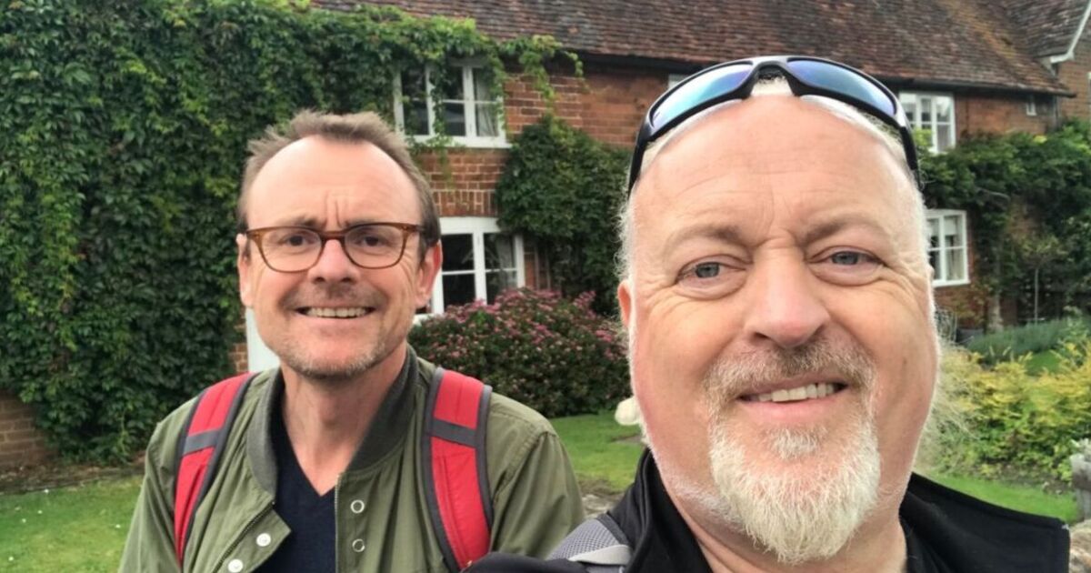 Bill Bailey pays devastating tribute to late Sean Lock on his birthday – ‘Miss you pal’ | Celebrity News | Showbiz & TV [Video]