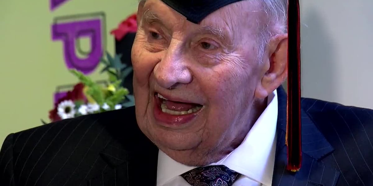 100-year-old World War II veteran finally receives his diploma [Video]