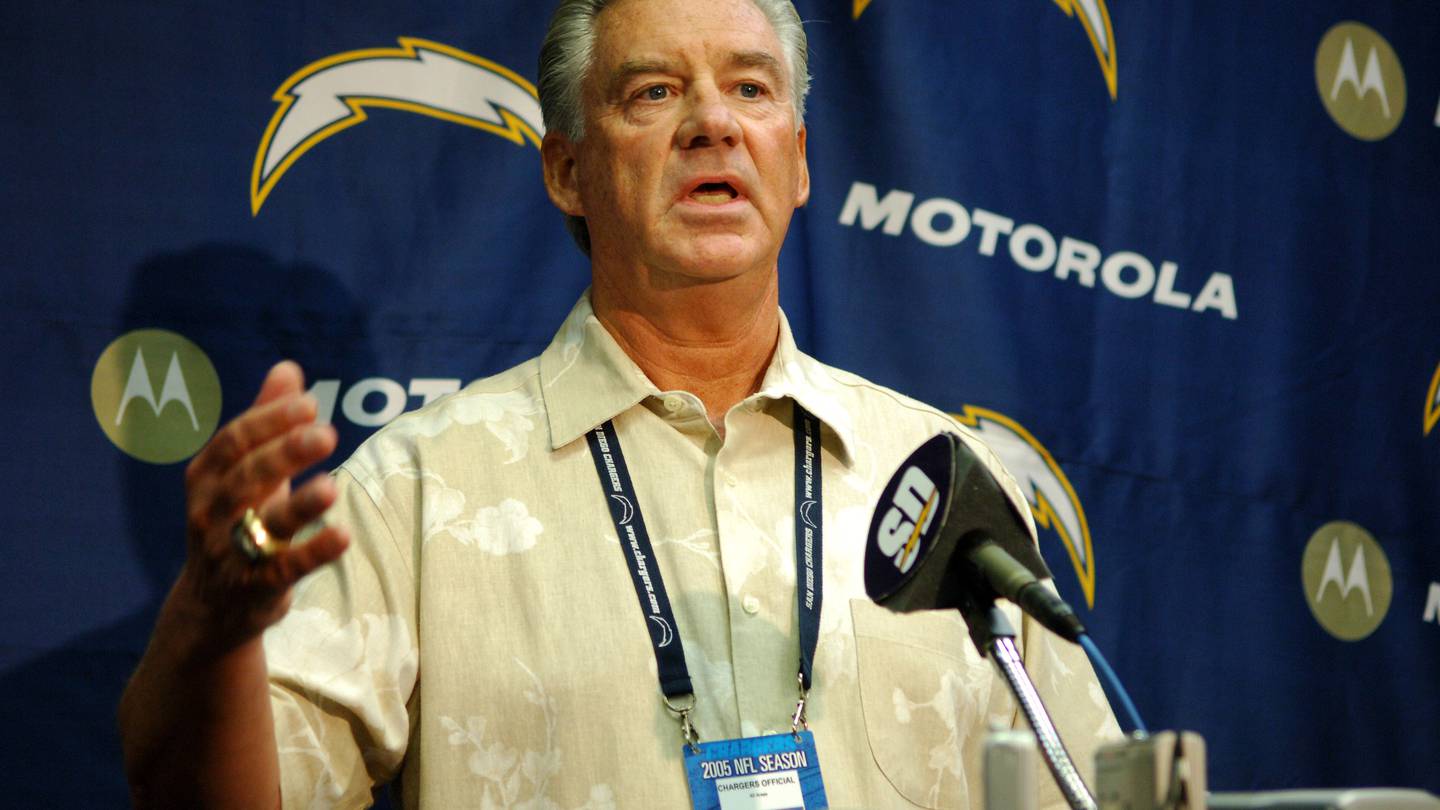 A.J. Smith  architect of Philip Rivers-era Chargers  dies at 75  WSOC TV [Video]