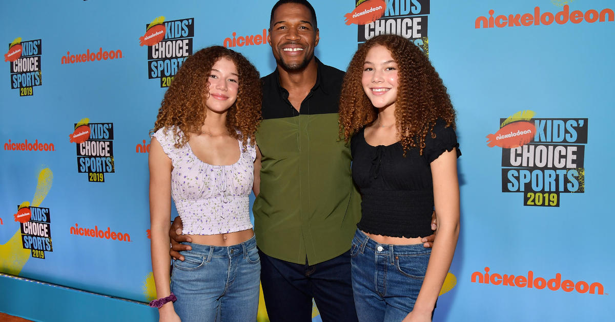 Isabella Strahan, the daughter of Michael Strahan, announces she is cancer-free [Video]