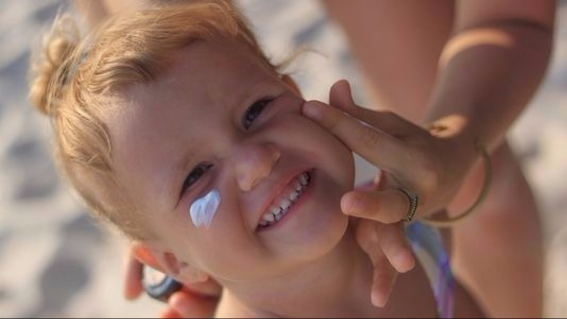 Debunking myths about sunscreen | wwltv.com [Video]